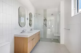 222 16th St, New York City, NY 11215 - Photo 9