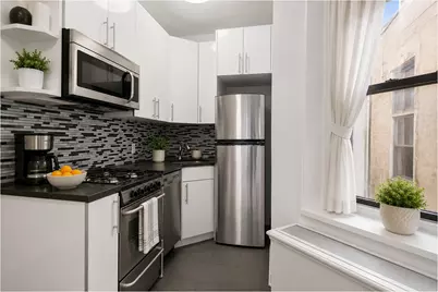 73 Thompson Street #3A, New York City, NY 10012 - Photo 3