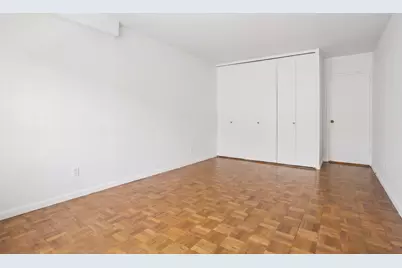 220 E 54th Street #8J, New York City, NY 10022 - Photo 5
