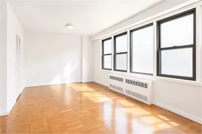 220 E 54th Street #8J, New York City, NY 10022 - Photo 3