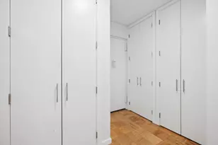 159 W 53rd St, New York City, NY 10019 - Photo 5