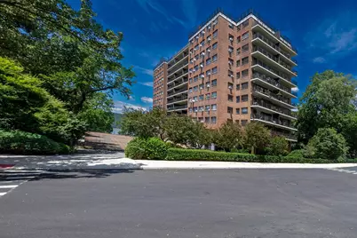 2727 Palisade Avenue #9-B, New York City, NY 10463 - Photo 19