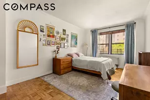 240 E 46th St, New York City, NY 10017 - Photo 9