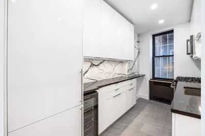 25 Minetta Lane #2F, New York City, NY 10012 - Photo 11