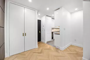 25 Minetta Ln, New York City, NY 10012 - Photo 9