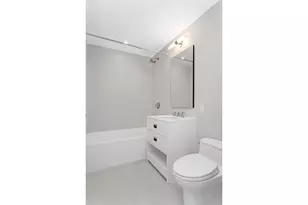 305 E 85th St, New York City, NY 10028 - Photo 11