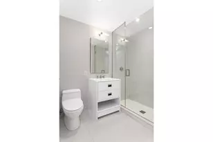 305 E 85th St, New York City, NY 10028 - Photo 9