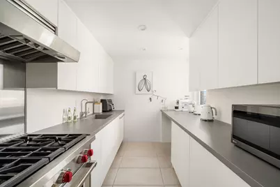 303 E 57th Street #32B, New York City, NY 10022 - Photo 3