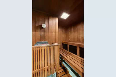 250 E 40th Street #3C, New York City, NY 10016 - Photo 9