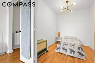 100 Ocean Pkwy, New York City, NY 11218 - Photo 17