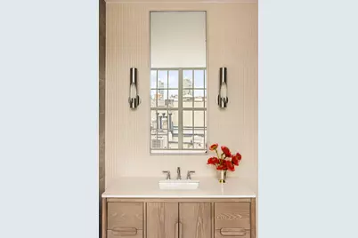5 E 63rd Street, New York, NY 10065 - Photo 21