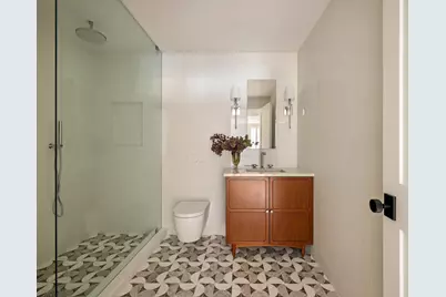 5 E 63rd Street, New York, NY 10065 - Photo 17