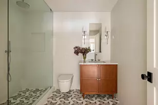 5 E 63rd St, New York, NY 10065 - Photo 17