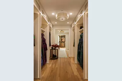 5 E 63rd Street, New York, NY 10065 - Photo 15