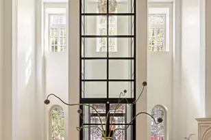 5 E 63rd St, New York, NY 10065 - Photo 1