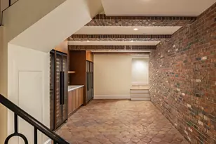 5 E 63rd St, New York City, NY 10065 - Photo 27