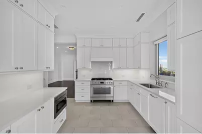544 E 86th Street #PHE, New York City, NY 10028 - Photo 17
