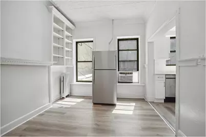 211 5th Avenue #2NDFLOOR, New York City, NY 11215 - Photo 5