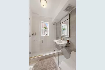 211 E 51st Street #9F, New York City, NY 10022 - Photo 5