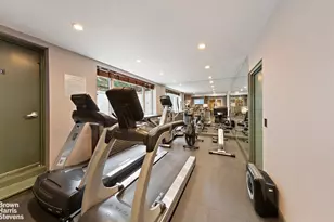 211 E 51st St, New York City, NY 10022 - Photo 9