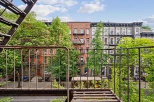 351 W 47th St, New York City, NY 10036 - Photo 23