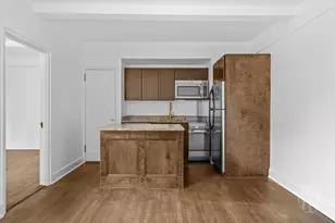 325 W 45th St, New York City, NY 10036 - Photo 5