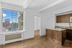325 W 45th St, New York City, NY 10036 - Photo 3