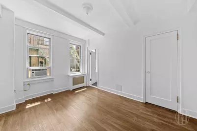 325 W 45th Street #1020, New York City, NY 10036 - Photo 9