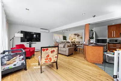 69-07 Little Neck Parkway, New York City, NY 11004 - Photo 5