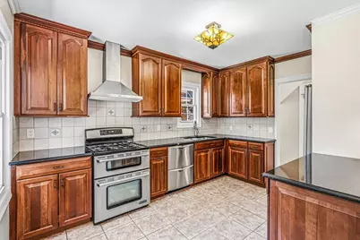 69-37 Fleet Street, New York City, NY 11375 - Photo 19