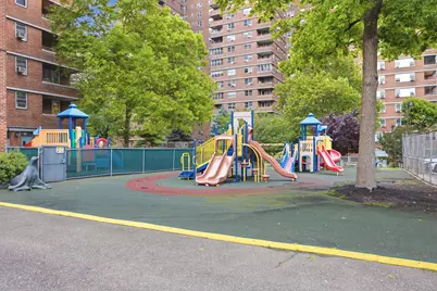 575 Grand Street #E1505, New York City, NY 10002 - Photo 33