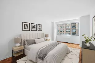 300 E 40th St, New York City, NY 10016 - Photo 11
