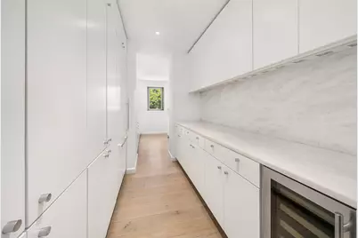 200 E 62nd Street #5D, New York City, NY 10065 - Photo 5