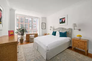 351 E 51st St, New York City, NY 10022 - Photo 5