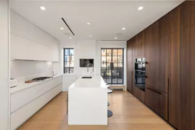 405 W 23rd Street #PHB, New York City, NY 10011 - Photo 9