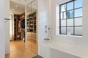405 W 23rd St, New York City, NY 10011 - Photo 13