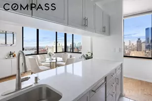 350 W 50th St, New York City, NY 10019 - Photo 7