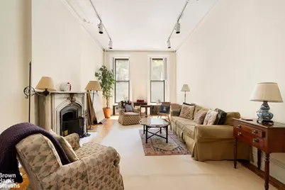 345 E 84th Street, New York City, NY 10028 - Photo 3