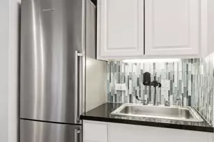 435 E 77th St, New York City, NY 10075 - Photo 7