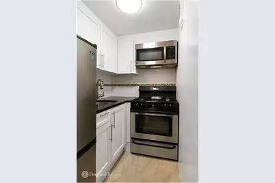 235 W 102nd Street #10C, New York, NY 10025 - Photo 7