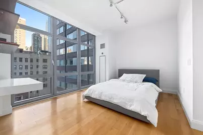 310 W 52nd Street #5A, New York City, NY 10019 - Photo 5