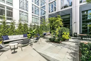 310 W 52nd St, New York City, NY 10019 - Photo 9