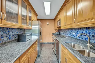555 Kappock St, New York City, NY 10463 - Photo 3