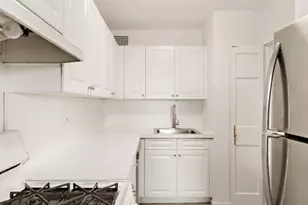 180 W End Ave, New York City, NY 10023 - Photo 11