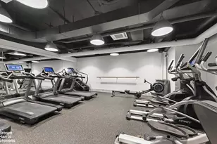 180 W End Ave, New York City, NY 10023 - Photo 17