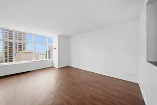 160 W 66th St, New York City, NY 10023 - Photo 3