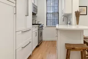 2 Grace Ct, New York City, NY 11201 - Photo 3