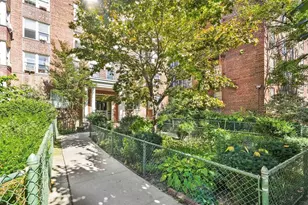86-11 34th Ave, New York City, NY 11372 - Photo 11
