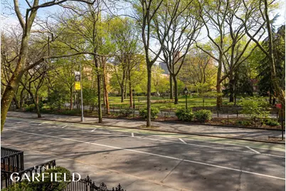 23 Washington Square N, New York City, NY 10011 - Photo 13