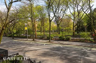 23 Washington Square N, New York City, NY 10011 - Photo 13